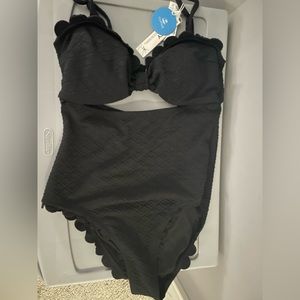 Large Cupshe bathing suit New with tags